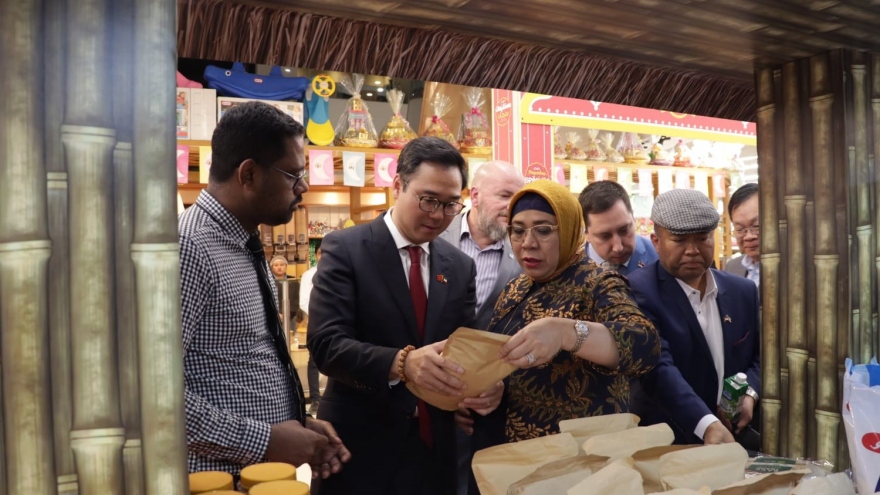 Vietnamese products introduced at Kuwait hypermarket